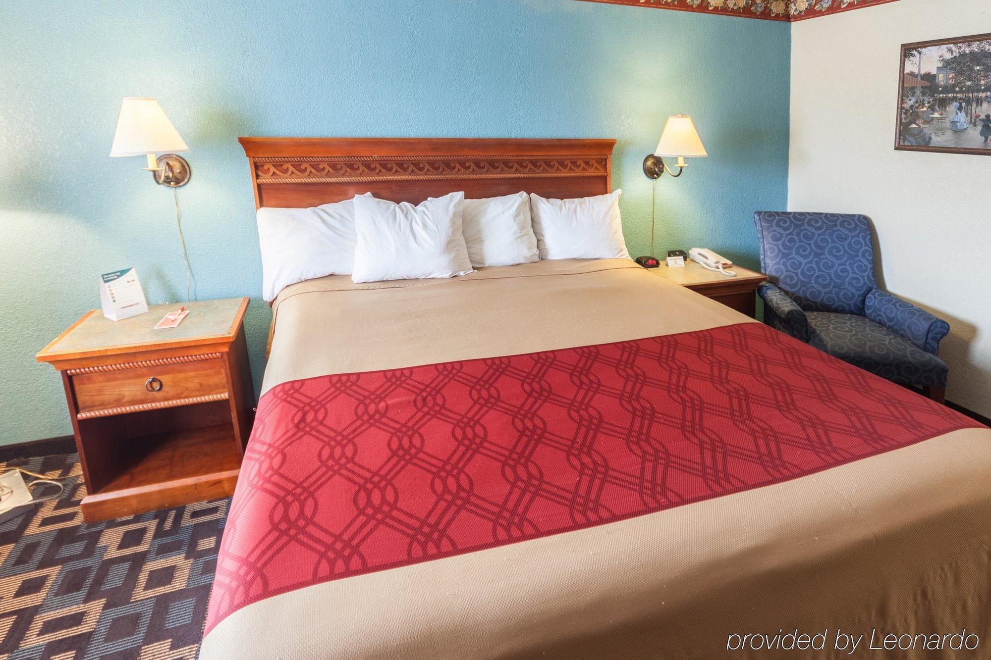 Econo Lodge Марион Екстериор снимка